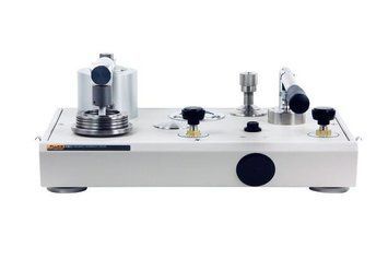 Pneumatinis gniuždymo stūmoklinis manometras Fluke Calibration P3031-BAR 0.015% 35 bar
