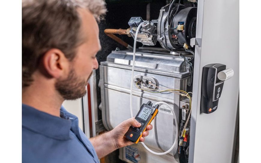 Digital differential pressure measuring instrument Testo 512-1 with App connection