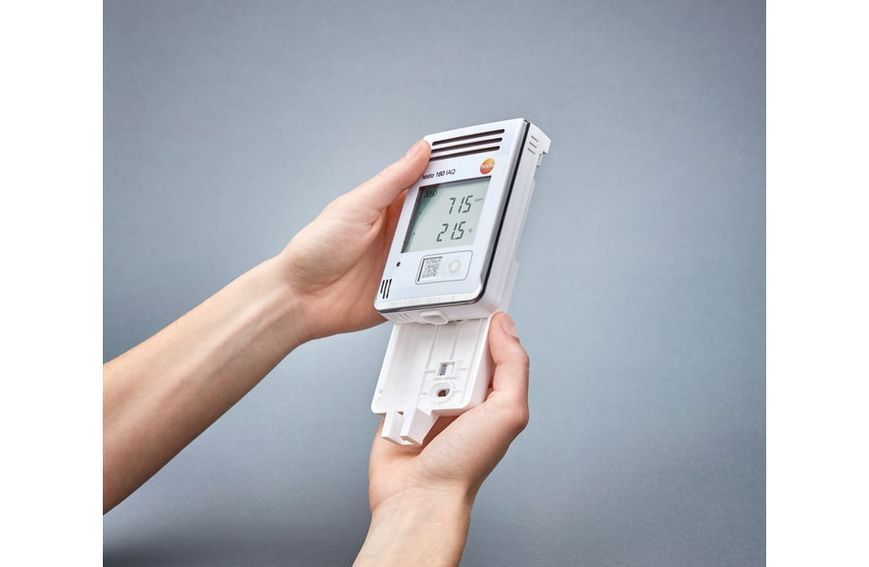 WiFi-регистратор данных Testo 160 IAQ с дисплеем и встроенными датчиками 0572 2014 фото