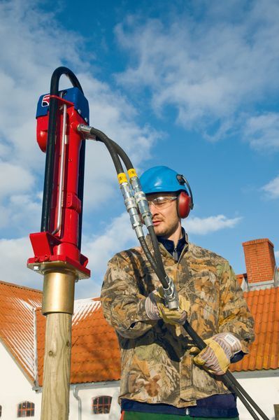 Handheld Hydraulic Post Driver HYCON HPD 1010700
