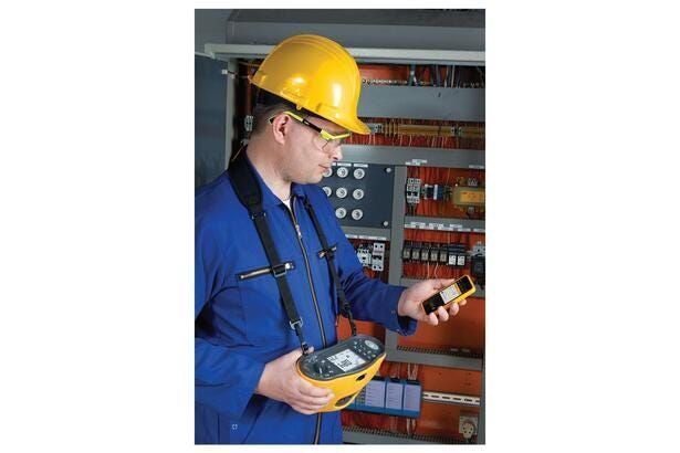 Многофункциональный измеритель параметров электроустановок Fluke 1664 FC тестер изоляции и EVSE FLK-1664FC фото