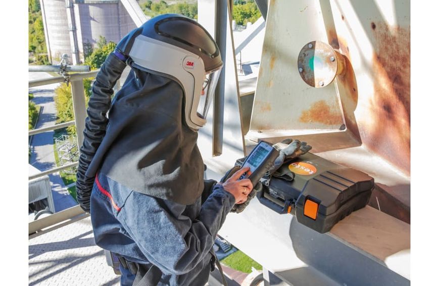 testo 340 - suitsugaaside anal&uuml;saator t&ouml;&ouml;stuslikuks kasutamiseks