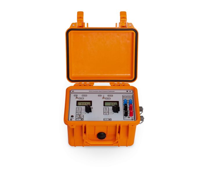 7015 Dual Channel Pressure Calibrator