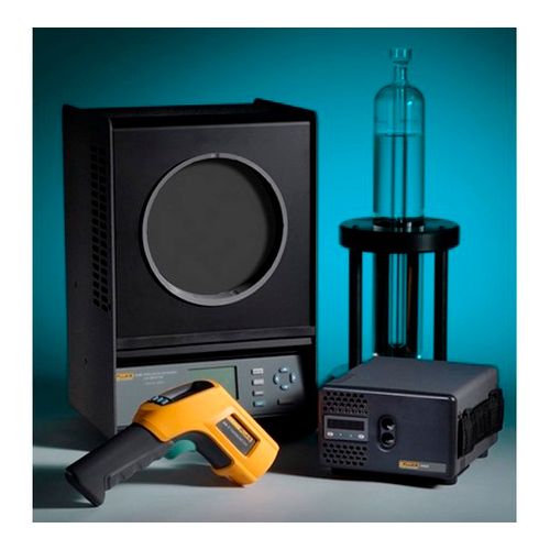 Calibration of pyrometers and thermal imagers (-30°C to 1700°C)